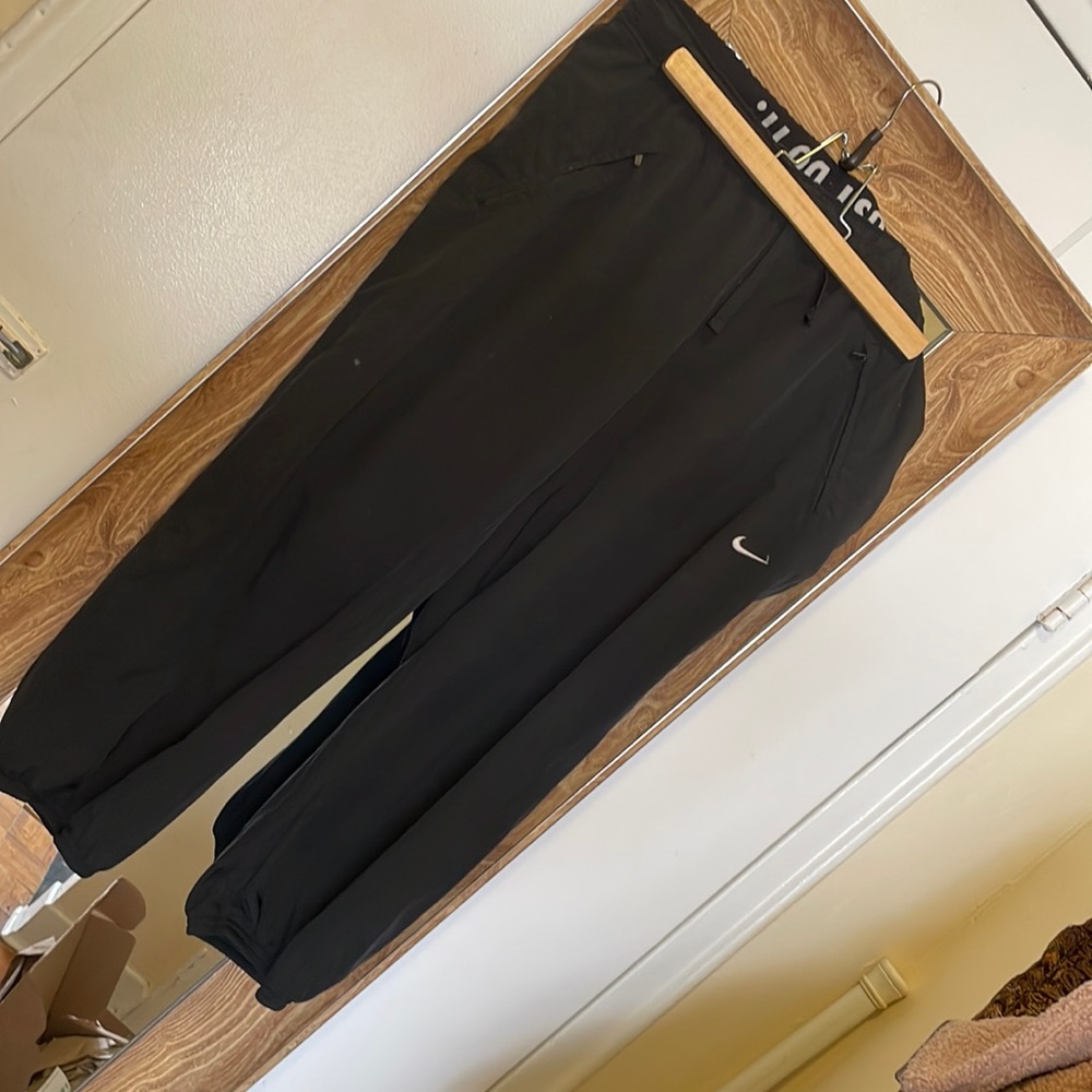 Nike cropped sport pants